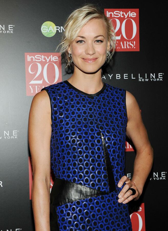 Keywords: Yvonne Strahovski; 