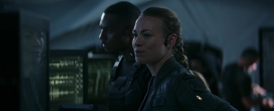 Keywords: Yvonne Strahovski; Tomorrow war: 