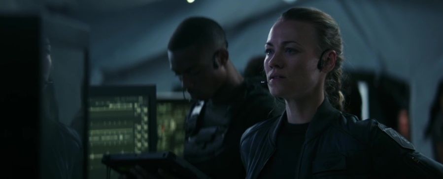 Keywords: Yvonne Strahovski; Tomorrow war: 