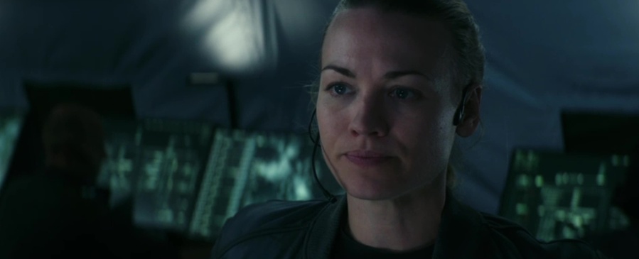 Keywords: Yvonne Strahovski; Tomorrow war: 