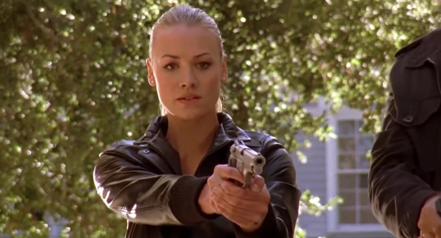 Brianne_Howey_Watch_drew2026-10-19-01h13m29s184.jpg