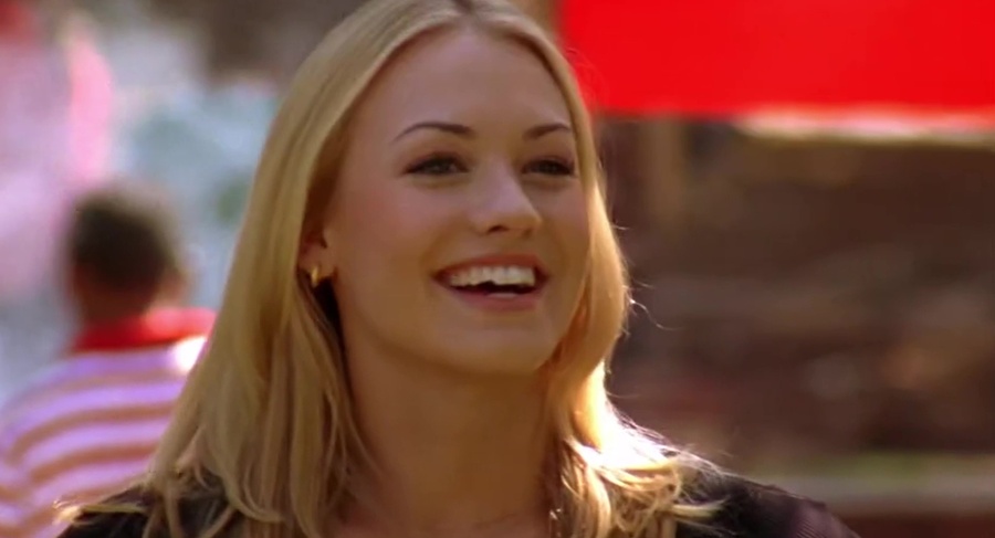 Brianne_Howey_Watch_drew2026-10-19-01h16m30s542.jpg