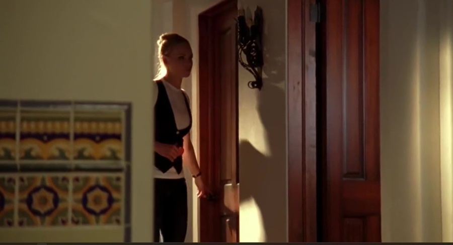Brianne_Howey_Watch_drew2026-10-19-01h32m15s610.jpg